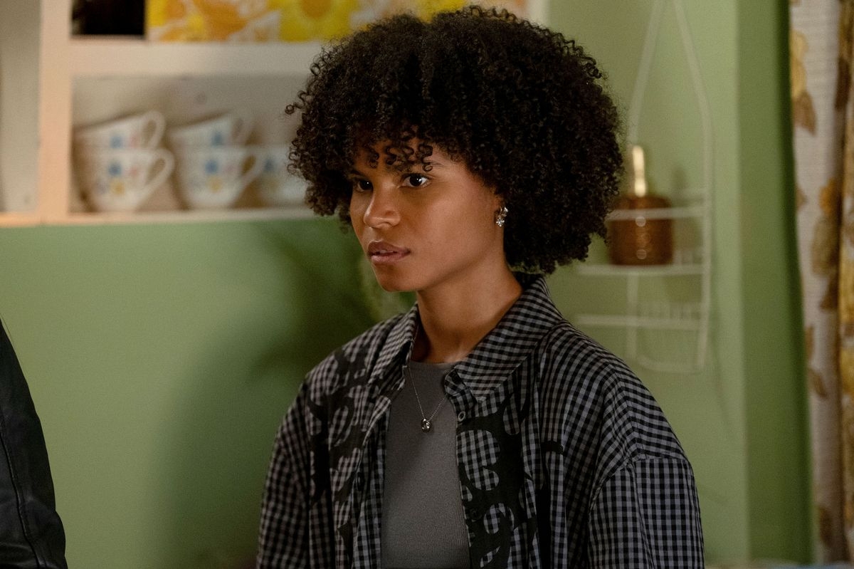 actress fisher crossword clue