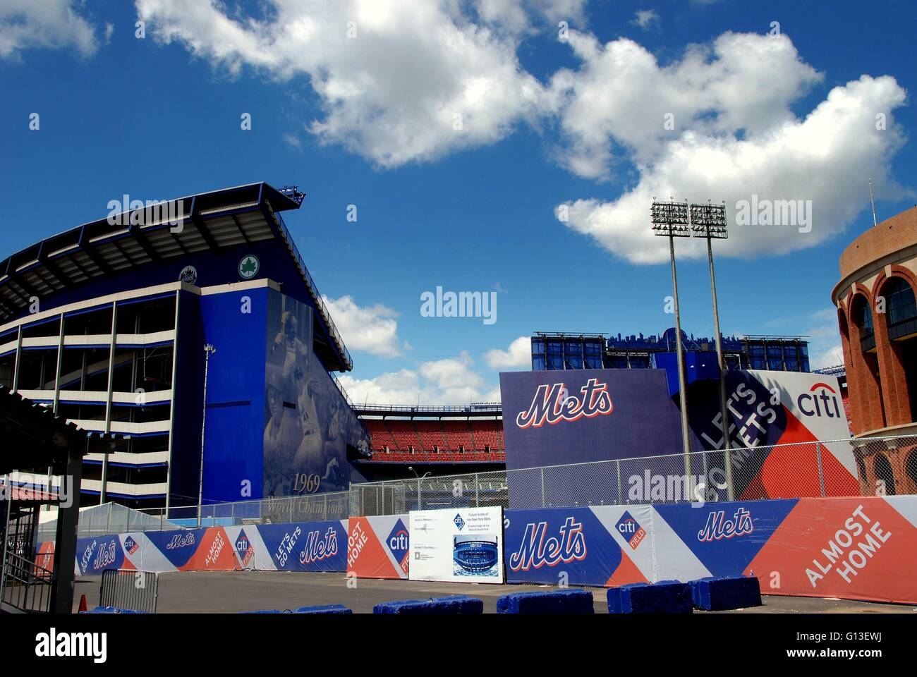 New York City Shea Stadium Former Home Of The New York Mets Baseball Team In Flushing Queens Stock Photo Alamy